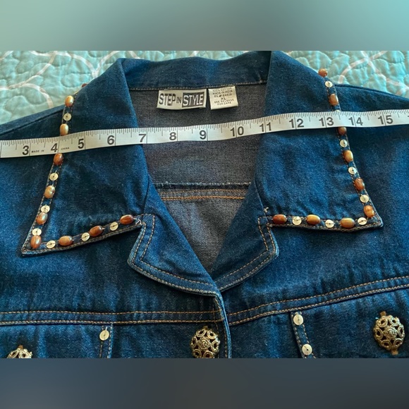 Ladies Denim Jacket Step in Style - Picture 6 of 13